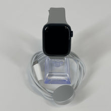 Load image into Gallery viewer, Apple Watch (Series 8) 41mm Space Black Unlocked 32GB
