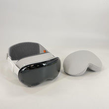 Load image into Gallery viewer, Apple Vision Pro 1TB