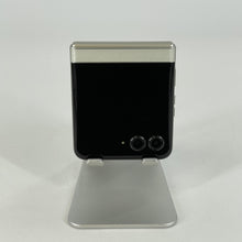 Load image into Gallery viewer, Motorola Razr (2025) 256GB Beige (GSM Unlocked)