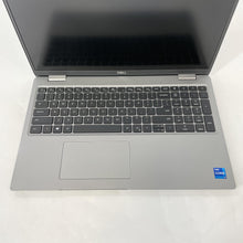 Load image into Gallery viewer, Dell Latitude 5520 15.6 Gray 3.0 GHz Intel Core i7 11th Gen. 32GB RAM 512GB Solid State Drive