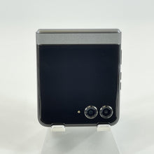 Load image into Gallery viewer, Motorola Razr (2024) 256GB Gray (Metro)