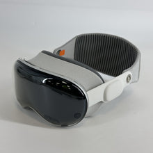 Load image into Gallery viewer, Apple Vision Pro 1TB