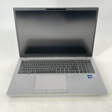 Load image into Gallery viewer, HP ZBook Fury 16 G10 Silver 2.1 GHz Intel Core i7 13th Gen. 32GB RAM 1TB Solid State Drive NVIDIA RTX 2000 Ada 8 GB