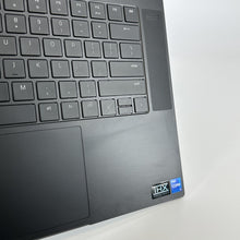 Load image into Gallery viewer, Razer Blade 15 Advanced 2021 Black 2.3 GHz Intel Core i7 11th Gen. 32GB RAM 1TB Solid State Drive NVIDIA GeForce RTX 3080 8 GB