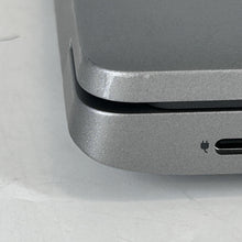 Load image into Gallery viewer, Dell Latitude 5520 15.6 Gray 3.0 GHz Intel Core i7 11th Gen. 32GB RAM 512GB Solid State Drive