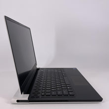 Load image into Gallery viewer, Dell Alienware X15 R1 White 2.5 GHz Intel Core i9 11th Gen. 32GB RAM 2TB Solid State Drive NVIDIA GeForce RTX 3070 8 GB