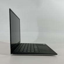 Load image into Gallery viewer, Dell XPS 13 7390 Silver 1.8 GHz Intel Core i7 10th Gen. 8GB RAM 500GB Solid State Drive