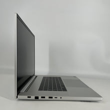 Load image into Gallery viewer, Razer Blade 18 2023 White 2.2 GHz Intel Core i9 13th Gen. 64GB RAM 2TB Solid State Drive 4TB Solid State Drive NVIDIA GeForce RTX 4090 16 GB