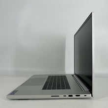 Load image into Gallery viewer, Razer Blade 18 2023 White 2.2 GHz Intel Core i9 13th Gen. 64GB RAM 2TB Solid State Drive 4TB Solid State Drive NVIDIA GeForce RTX 4090 16 GB