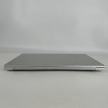 Load image into Gallery viewer, Razer Blade 18 2023 White 2.2 GHz Intel Core i9 13th Gen. 64GB RAM 2TB Solid State Drive 4TB Solid State Drive NVIDIA GeForce RTX 4090 16 GB