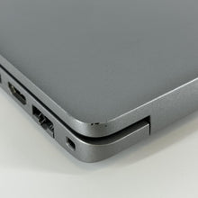 Load image into Gallery viewer, Latitude 5540 15.6 Gray 1.9 GHz Intel Core i7 13th Gen. 16GB RAM 512GB Solid State Drive