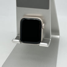 Load image into Gallery viewer, Apple Watch SE 3 40mm Starlight Unlocked 64GB