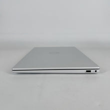 Load image into Gallery viewer, HP OmniBook 3 15.6 Glacier Silver 2.0 GHz AMD Ryzen AI 5 330 16GB RAM 512GB Solid State Drive