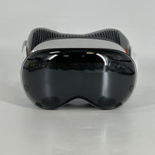 Load image into Gallery viewer, Apple Vision Pro 1TB