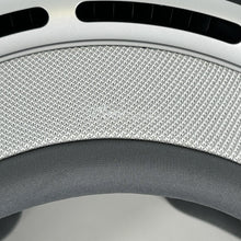 Load image into Gallery viewer, Apple Vision Pro 1TB