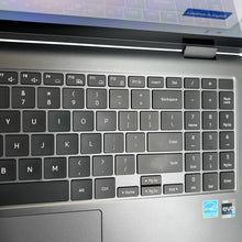 Load image into Gallery viewer, Samsung Galaxy Book3 360 15.6 Graphite 2.2 GHz Intel Core i7 13th Gen. 16GB RAM 1TB Solid State Drive