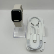 Load image into Gallery viewer, Apple Watch (SE) 2nd Gen. 40mm Gold Unlocked 32GB