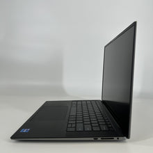 Load image into Gallery viewer, Dell Precision 5570 15.6 Gray 2.3 GHz Intel Core i7 12th Gen. 32GB RAM 1TB Solid State Drive NVIDIA RTX A1000 4 GB