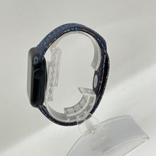 Load image into Gallery viewer, Apple Watch SE 3 40mm Midnight Unlocked 64GB