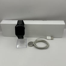 Load image into Gallery viewer, Apple Watch (Series 8) 45mm Space Black Unlocked 32GB