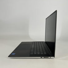 Load image into Gallery viewer, Dell XPS 15 9520 Silver 2.3 GHz Intel Core i7 12th Gen. 32GB RAM 512GB Solid State Drive NVIDIA GeForce RTX 3050 4 GB