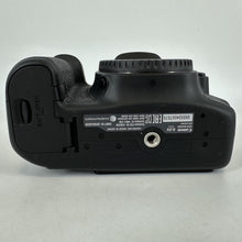 Load image into Gallery viewer, Canon EOS 80D 24.2MP Black
