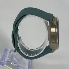 Load image into Gallery viewer, Garmin Venu 4 41mm Gold GPS