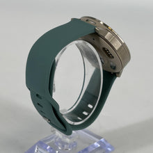 Load image into Gallery viewer, Garmin Venu 4 41mm Gold GPS