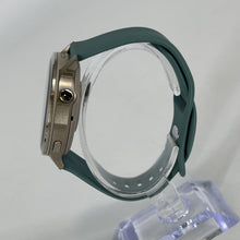 Load image into Gallery viewer, Garmin Venu 4 41mm Gold GPS