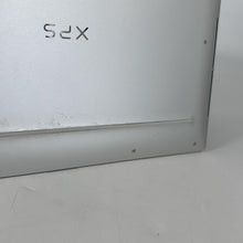 Load image into Gallery viewer, Dell XPS 13 9300 Gray 1.3 GHz Intel Core i7 10th Gen. 16GB RAM 512GB Solid State Drive