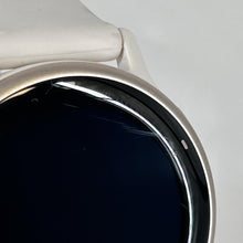 Load image into Gallery viewer, Garmin Vivoactive 5 42mm Cream GPS 4GB