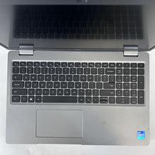 Load image into Gallery viewer, Dell Latitude 5520 15.6 Gray 3.0 GHz Intel Core i7 11th Gen. 32GB RAM 512GB Solid State Drive