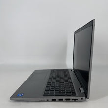 Load image into Gallery viewer, Dell Latitude 5520 15.6 Gray 3.0 GHz Intel Core i7 11th Gen. 32GB RAM 512GB Solid State Drive