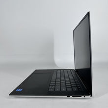 Load image into Gallery viewer, Dell XPS 15 9520 Silver 2.3 GHz Intel Core i7 12th Gen. 32GB RAM 512GB Solid State Drive NVIDIA GeForce RTX 3050 4 GB