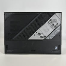 Load image into Gallery viewer, Asus ROG Strix Scar 18 G834 18 Black 2.2 GHz Intel Core i9 14th Gen. 32GB RAM 2TB Solid State Drive NVIDIA GeForce RTX 4080 12 GB