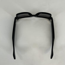 Load image into Gallery viewer, Meta Ray-Ban Meta Wayfarer (Gen 1) Matte Black 32GB
