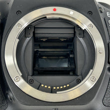Load image into Gallery viewer, Canon EOS 90D 32.5MP Black