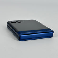 Load image into Gallery viewer, Motorola Razr (2025) 256GB Blue (TracFone)