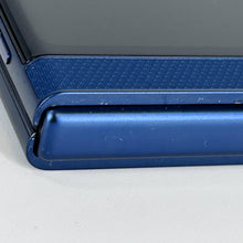 Load image into Gallery viewer, Motorola Razr (2025) 256GB Blue (TracFone)