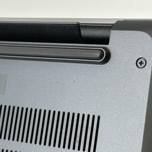 Load image into Gallery viewer, Dell Pro Max 16 MC16250 Magnetite 2.2 GHz Intel Core Ultra 7 Series 2 32GB RAM 1TB Solid State Drive