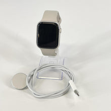Load image into Gallery viewer, Apple Watch (Series 7) 45mm Silver WiFi 32GB