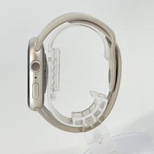 Load image into Gallery viewer, Apple Watch (Series 7) 45mm Silver WiFi 32GB