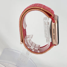 Load image into Gallery viewer, Apple Watch (Series 6) 40mm Gold Unlocked 32GB