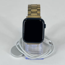 Load image into Gallery viewer, Apple Watch (Series 8) 45mm Space Black WiFi 32GB