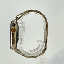 Load image into Gallery viewer, Apple Watch (Series 6) 44mm Gold Unlocked 32GB