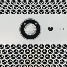 Load image into Gallery viewer, Apple Pro Display XDR 32in 2019 Silver