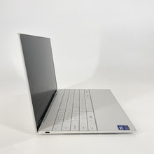 Load image into Gallery viewer, Dell XPS 13 9350 Silver 2.2 GHz Intel Core Ultra 7 Series 2 16GB RAM 512GB Solid State Drive
