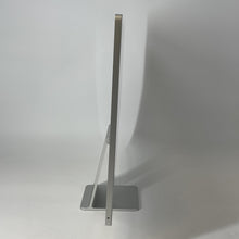 Load image into Gallery viewer, Apple iMac 24 2024 Silver M4 10-Core CPU 16GB Unified Memory 256GB Solid State Drive 10-Core GPU