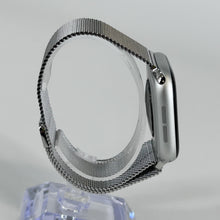 Load image into Gallery viewer, Apple Watch (Series 11) 42mm Silver Unlocked 64GB