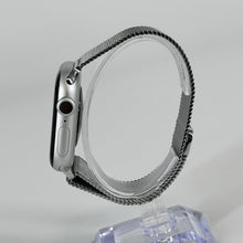 Load image into Gallery viewer, Apple Watch (Series 11) 42mm Silver Unlocked 64GB